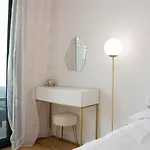 Y's Azure Horizon 아파트 *